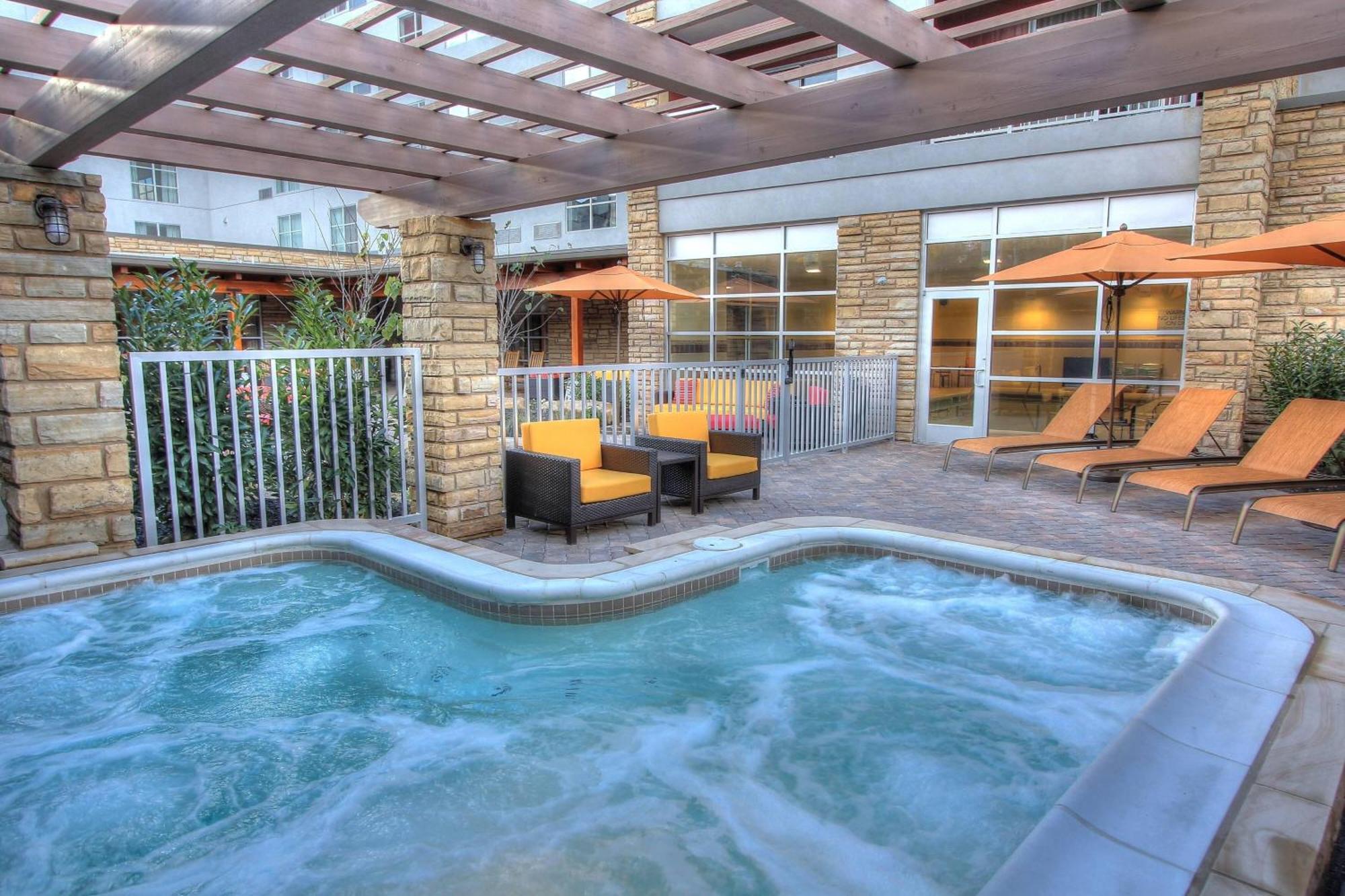 Courtyard By Marriott Gatlinburg Downtown Exterior foto