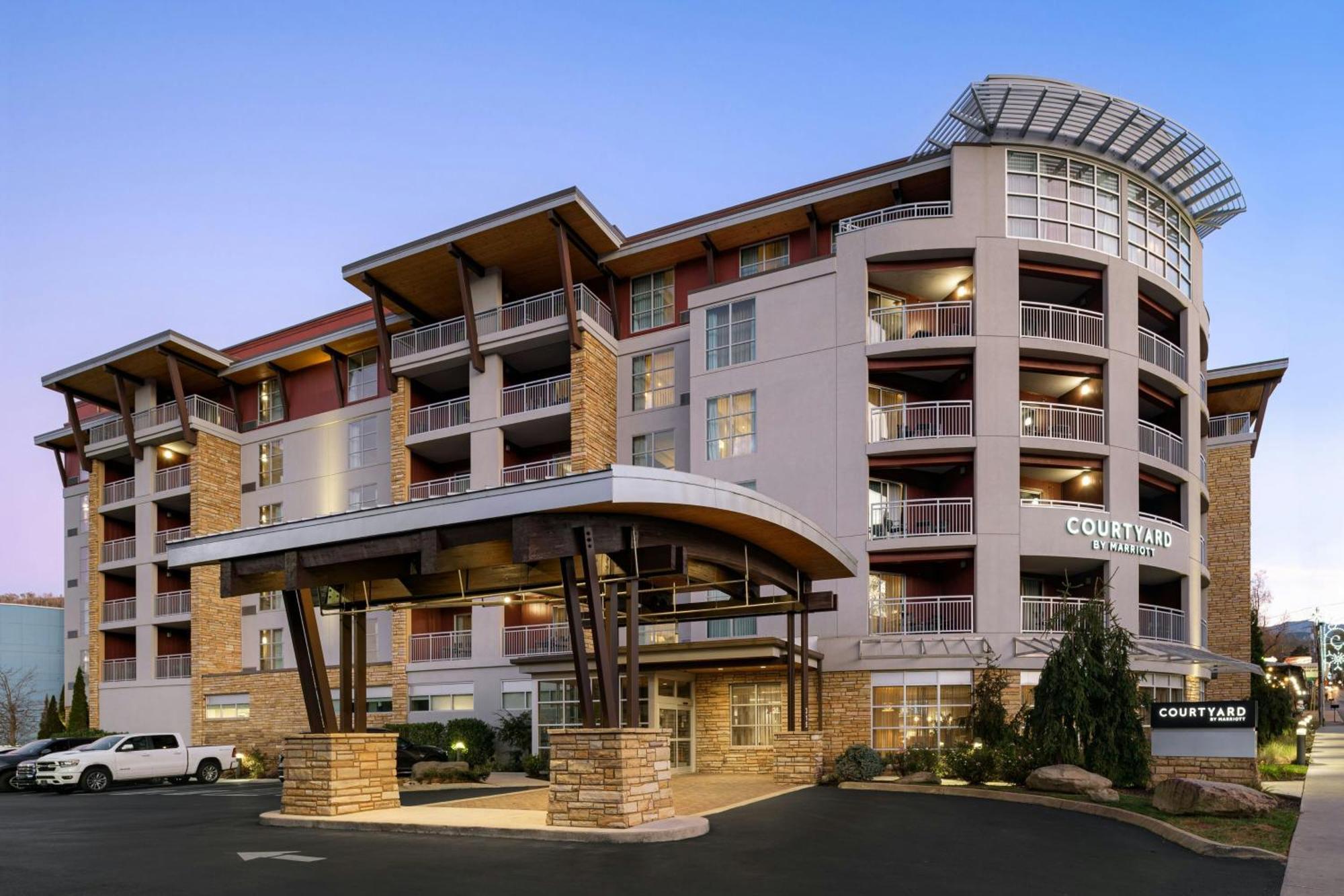 Courtyard By Marriott Gatlinburg Downtown Exterior foto