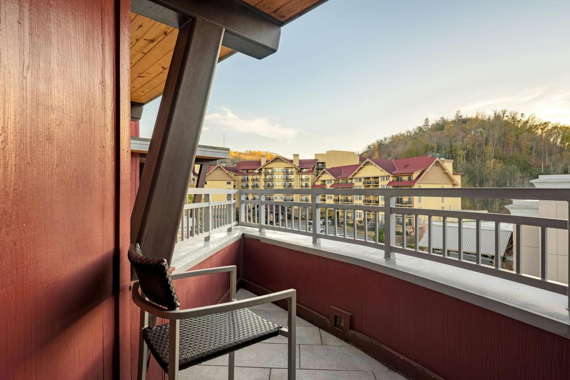 Courtyard By Marriott Gatlinburg Downtown Exterior foto